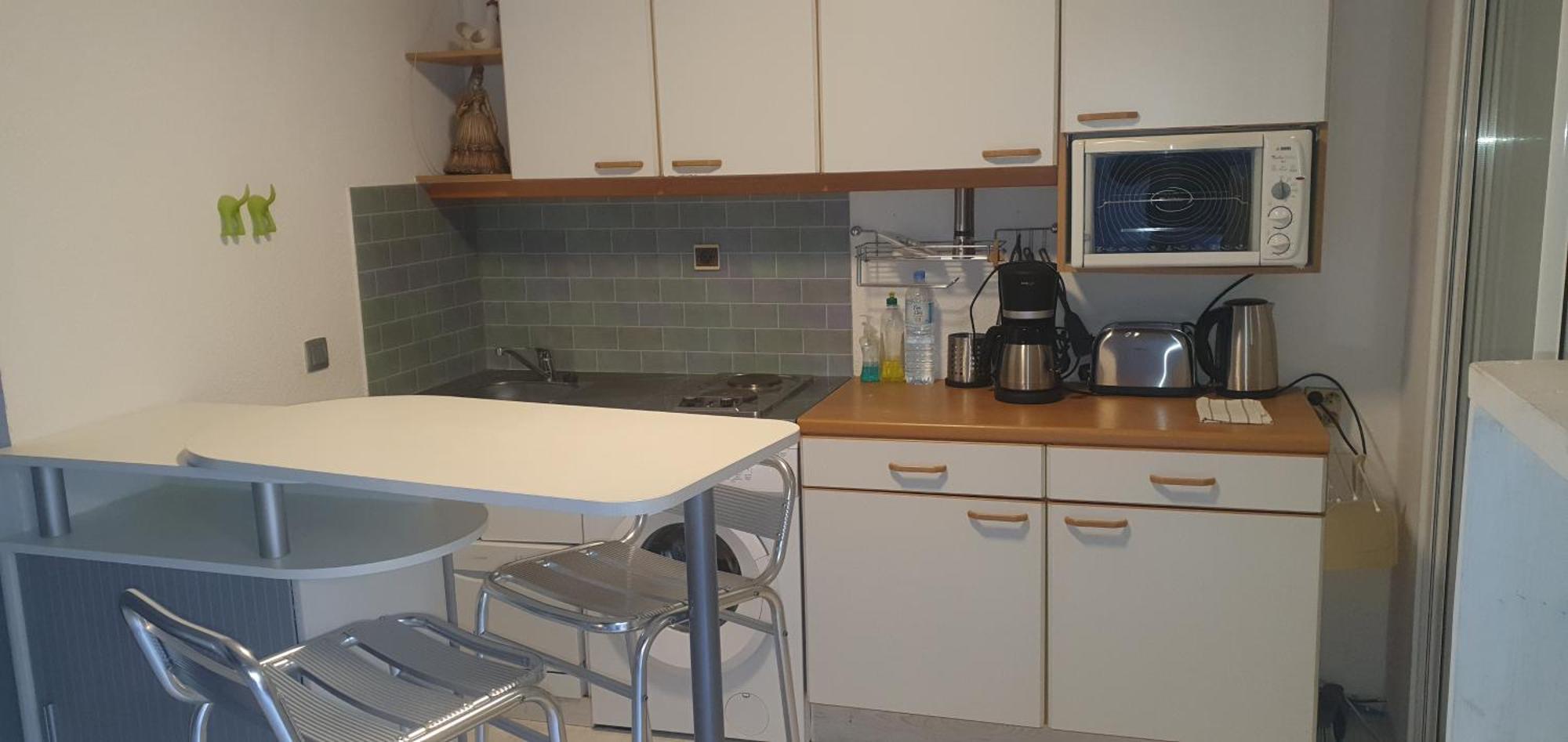 Joli Et Spacieux Studio Avec Garage Au Bord De Mer Fréjus エクステリア 写真